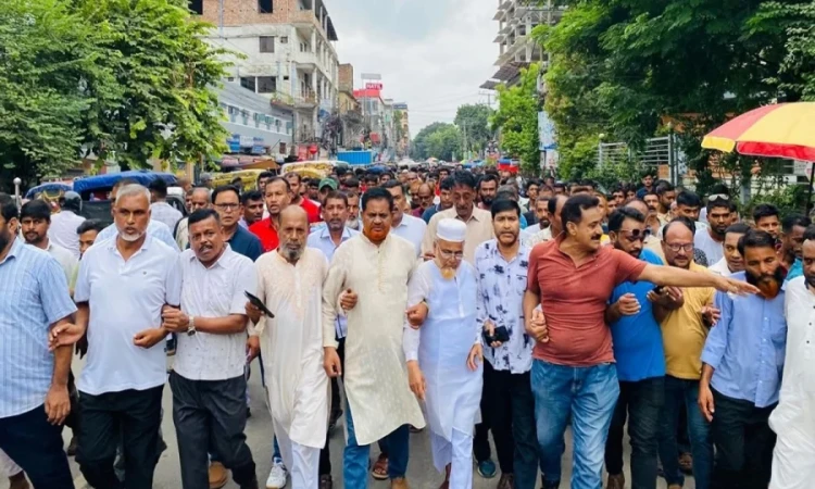 পাবনায় অনির্দিষ্টকালের জন্য ডাকা পরিবহন ধর্মঘট প্রত্যাহার