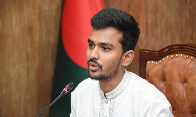 নির্বাচন করলে তফসিলের আগে পদ ছাড়বঃ উপদেষ্টা আসিফ মাহমুদ