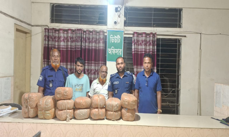 কটিয়াদীতে গাঁজা ও প্রাইভেটকারসহ দুই কারবারি আটক