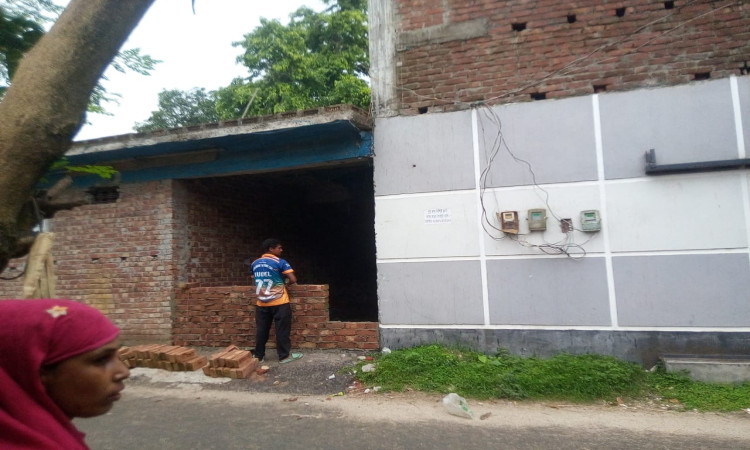 ফুলবাড়ীতে সেনাবাহিনীর নাম ভাঙ্গিয়ে মব সৃষ্টি করে হুমকি