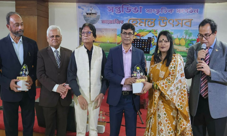 সপ্তডিঙা সাংস্কৃতিক সংগঠনের আয়োজনে গুণীজন সম্মাননা