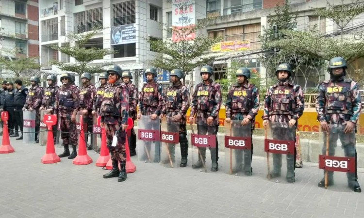 খালেদা জিয়ার জানাজা-দাফন ঘিরে রাজধানীতে ২৭ প্লাটুন বিজিবি মোতায়েন