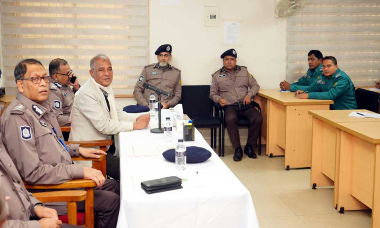 নির্বাচনে পুলিশ নিরপেক্ষ ভূমিকা পালন করবে: স্বরাষ্ট্র উপদেষ্টা