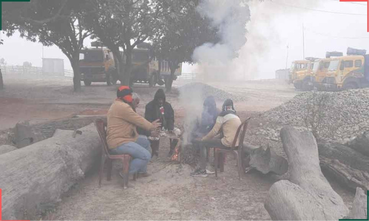 ১২ জেলায় শীতের তীব্রতা, ঘন কুয়াশার সতর্কতা