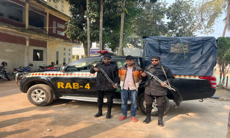 পঞ্চগড়ে হত্যা মামলার ২ আসামি সিংগাইর থেকে গ্রেফতার