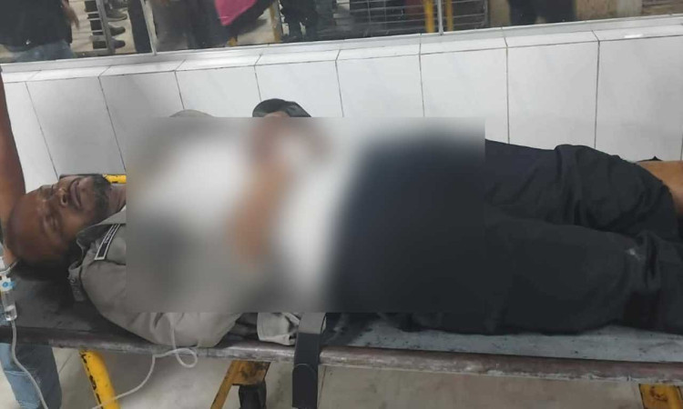 সায়েদাবাদে মাদক কারবারিদের গুলিতে ডিএনসি ইন্সপেক্টর গুলিবিদ্ধ