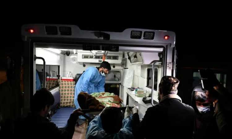 পাকিস্তানের বিমান হামলায় আফগানিস্তানে নিহত ৪০০, দাবি তালেবানের