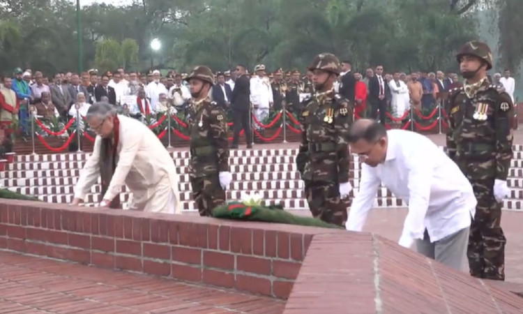 স্বাধীনতা দিবসে জাতীয় স্মৃতিসৌধে রাষ্ট্রপতি ও প্রধানমন্ত্রীর শ্রদ্ধা