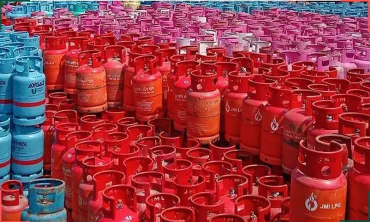 একলাফে ৩৮৭ টাকা বাড়ল এলপি গ্যাসের দাম