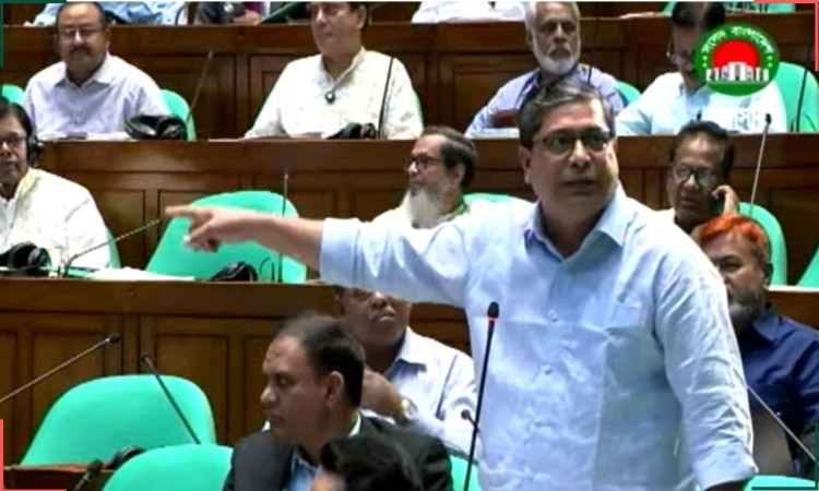 ‘বিরোধী দলের ঘরে একাত্তর–নব্বইয়ের ট্রফি নাই, বিএনপির ৩ ট্রফিই আছে’