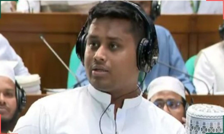 ‘বাপের দোয়া ক্রিকেট বোর্ড’—সংসদে বিসিবি নিয়ে হাসনাত