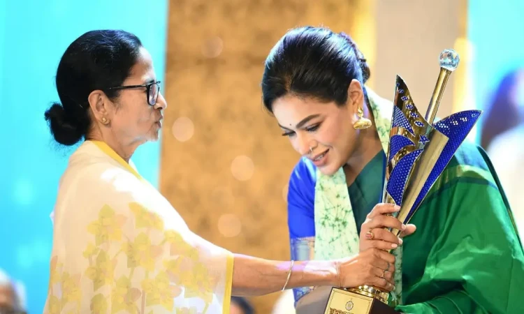‘দিদি যেখানে আমি সেখানে’ বলা ইমন এবার বিজেপির মঞ্চে!