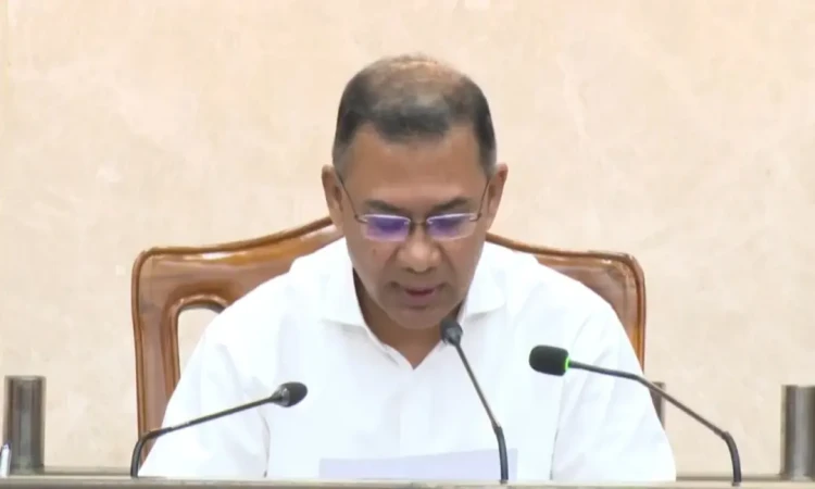 প্রশাসনের কোনো পদই চিরস্থায়ী নয়: প্রধানমন্ত্রী