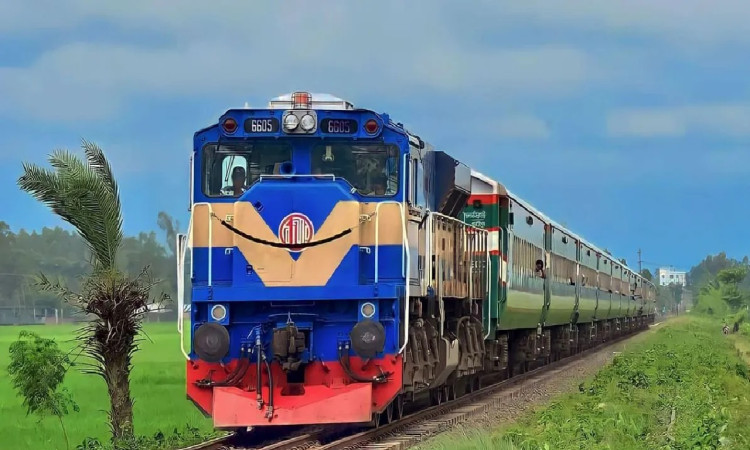 ঈদযাত্রা: দ্বিতীয় দিনের ট্রেন টিকিট বিক্রি শুরু