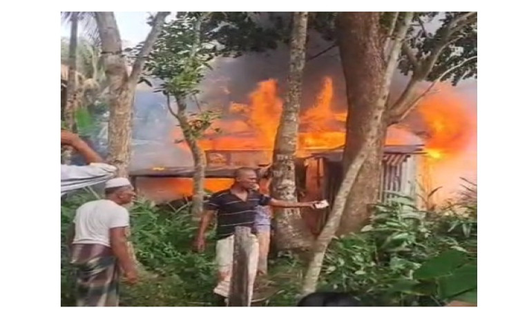 আগুন নিয়ে টিকটক ভিডিওর মাশুল: বসতঘর ছাই