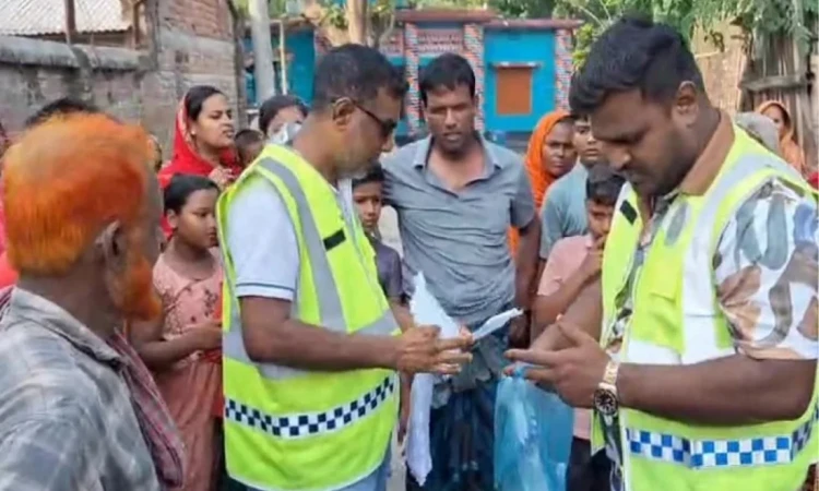 বিএনপি নেতার বাড়িতে কাফনের কাপড় রেখে হত্যার হুমকি