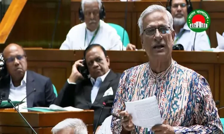 ‘মেট্রিক পাসও না, তবু সাংবাদিক; ইউনিয়ন পর্যায়েও মিলছে কার্ড’