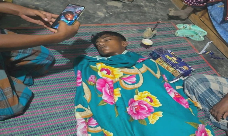 কুমিল্লার দেবিদ্বারে বজ্রপাতে কিশোরের মৃত্যু