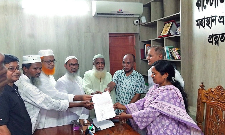 মহাস্থান মসজিদের উন্নয়ন দাবিতে প্রত্নতত্ত্ব অফিস ঘেরাও