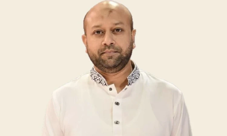 ঢাবি নিয়ে বিতর্কিত মন্তব্য: ব্যারিস্টার ফুয়াদকে আইনি নোটিশ