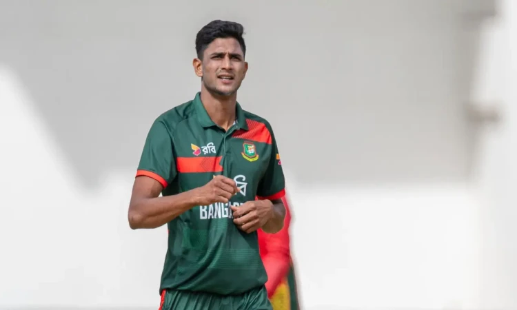 ২১ রানে ৬ উইকেট, বাংলাদেশের নতুন রেকর্ড নাহিদ রানার