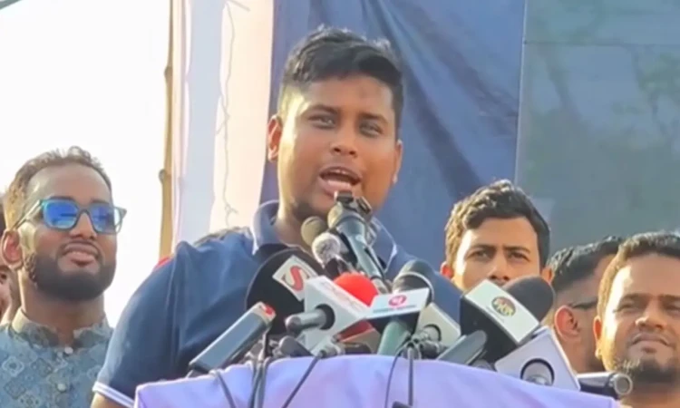 ফার্মের মুরগি রাস্তায় নেমেছে বলেই আজ আপনারা ক্ষমতার চেয়ারে: হাসনাত