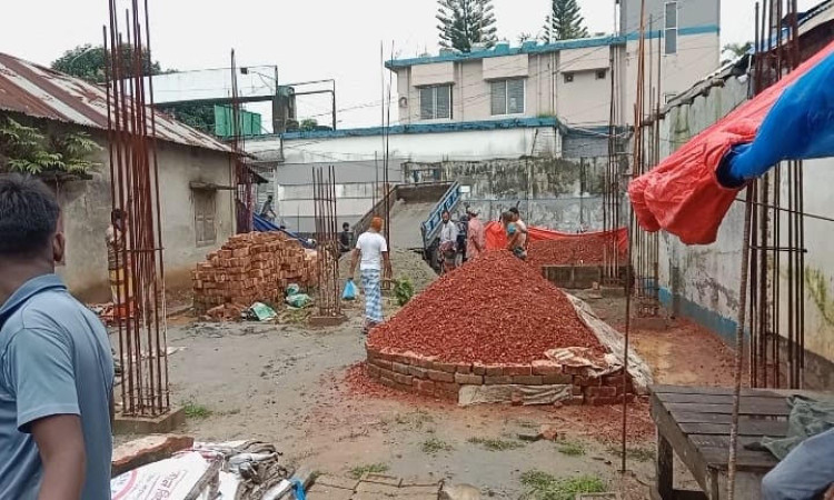 অনুমোদন ছাড়া ভবন নির্মাণের অভিযোগ, বন্ধের নির্দেশ