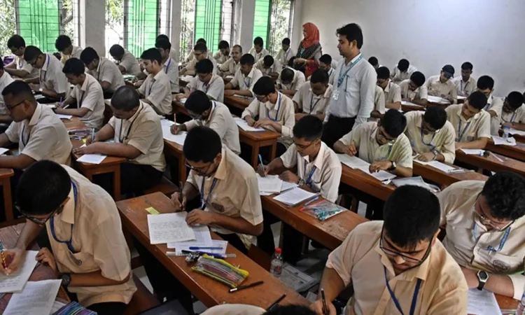 আজ থেকে চট্টগ্রাম বোর্ডে আবার শুরু এইচএসসি ও সমমানের পরীক্ষা