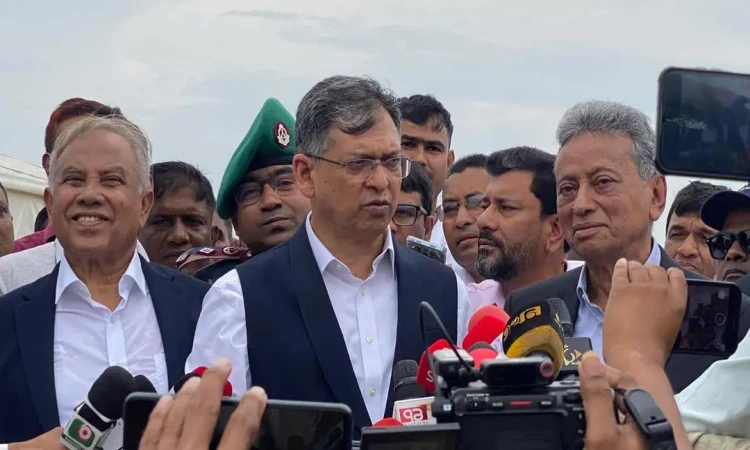 আইনশৃঙ্খলা পরিস্থিতির উন্নতি না হলে দেশে বিনিয়োগ সম্ভব নয়: স্বরাষ্ট্রমন্ত্রী