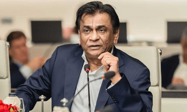 বিনা প্রতিদ্বন্দ্বিতায় টানা পঞ্চমবার সাফের সভাপতি সালাউদ্দিন