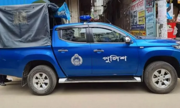 নিরাপত্তা জোরদারে মাঠপর্যায়ে পুলিশের বিশেষ সতর্কতা