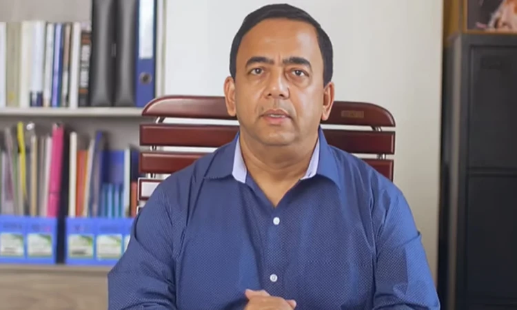 দুবাইয়ের কারাগার থেকে জামিনে মুক্তি পেয়েছেন বেনজীর
