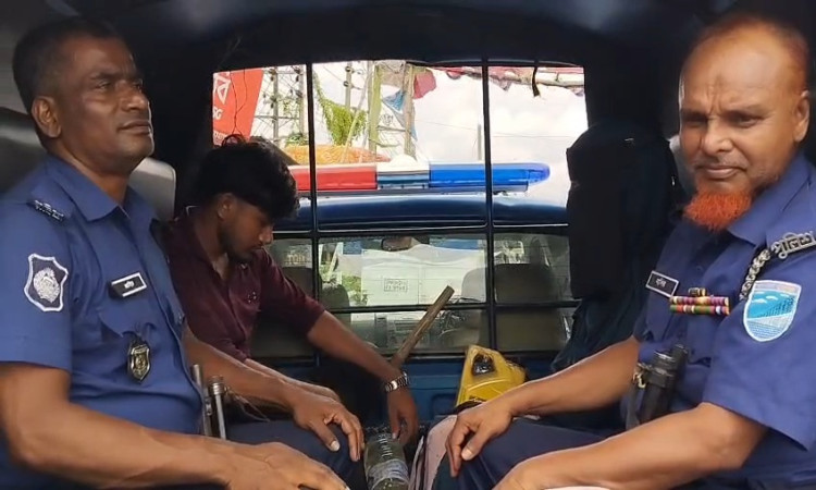 ভাঙ্গায় প্রবাসীর স্ত্রীকে নিয়ে সটকে পড়ার চেষ্টা: অতঃপর...