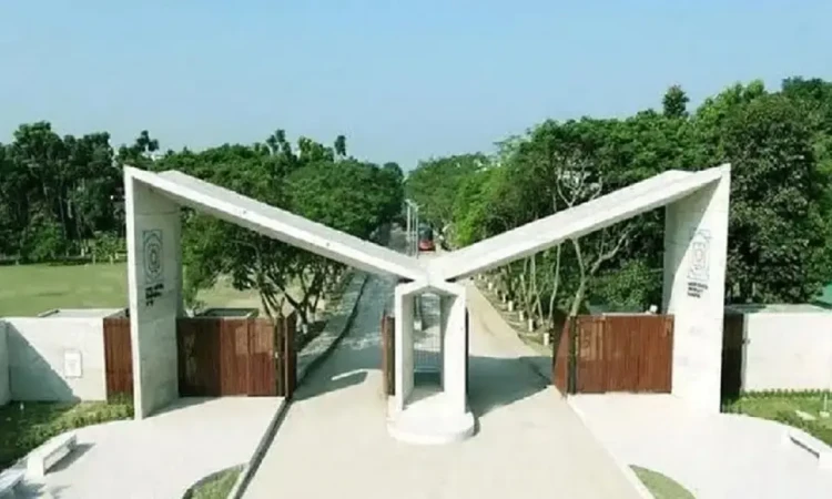 বেরোবিতে বহিরাগত ও সব ধরনের যানবাহন প্রবেশ নিষিদ্ধ ঘোষণা