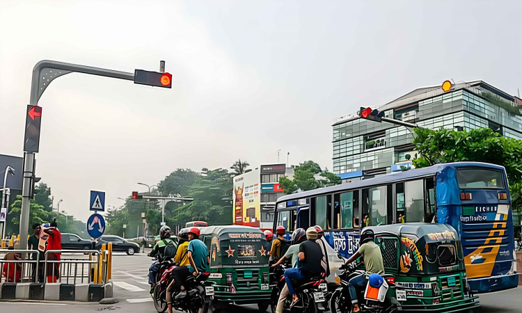 ঢাকার ৫০ মোড়ে বসছে এআই ট্রাফিক সিগন্যাল