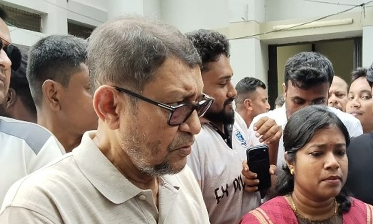 . দায়িত্ব নেওয়ার পর হাসপাতালে চিকিৎসাসেবার মান বেড়েছে: স্বাস্থ্যমন্ত্রী