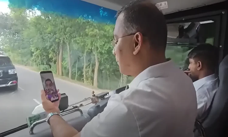 জাতীয় ক্রিকেট দলকে ভিডিও কলে অভিনন্দন প্রধানমন্ত্রী তারেক রহমানের