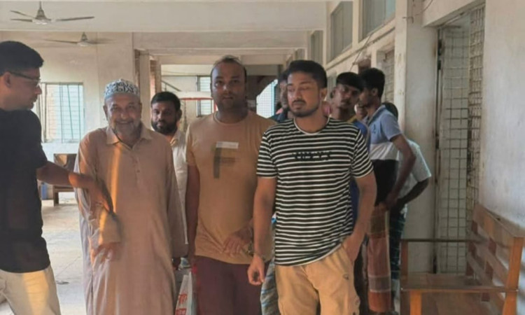 সাতক্ষীরায় জেলা আওয়ামী লীগের সাংগঠনিক সম্পাদকসহ ৪ নেতা গ্রেফতার
