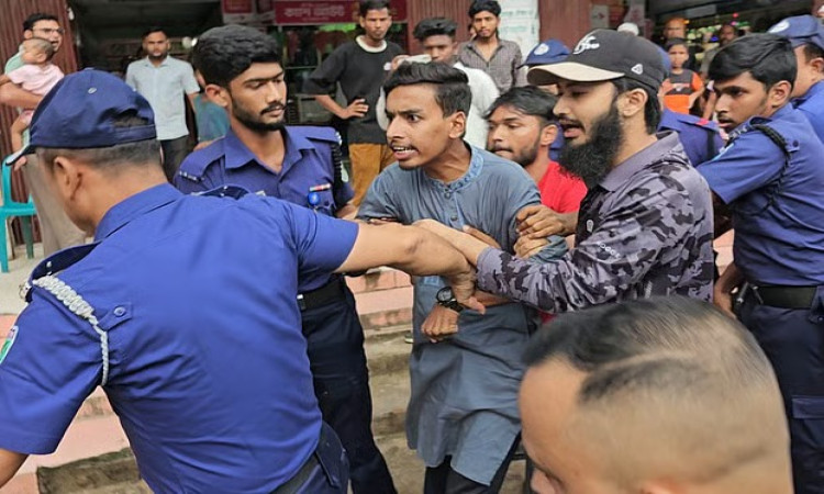 হবিগঞ্জে মিছিলের প্রস্তুতিকালে বৈষম্যবিরোধী নেতা মাহদীসহ আটক ৩