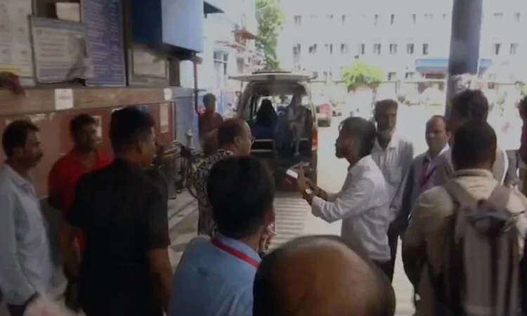 কলকাতায় আগুনে নিহত বাংলাদেশিদের ৪ জন একই পরিবারের