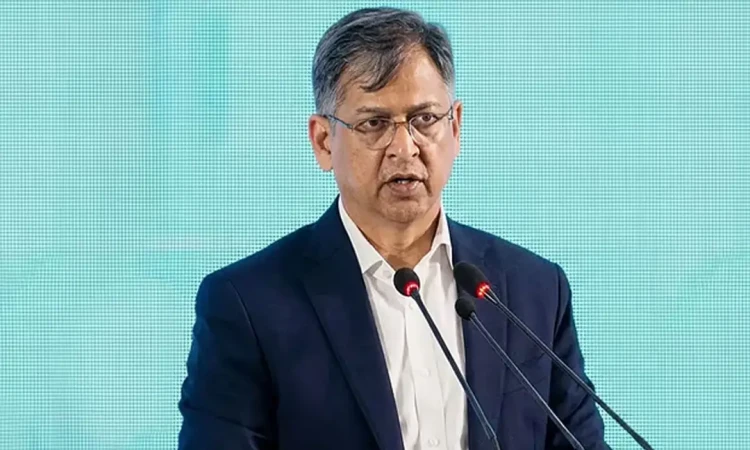 ভবিষ্যতে সংবিধানের ৭০ অনুচ্ছেদে পরিবর্তন আসবে: স্বরাষ্ট্রমন্ত্রী