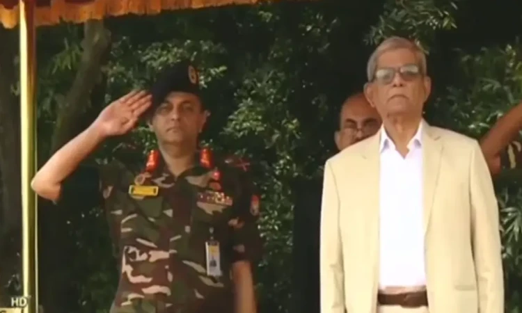 বঙ্গভবনে প্রথম কর্মদিবসে রাষ্ট্রপতি মির্জা ফখরুলকে রাজকীয় 'গার্ড অব অনার' প্রদান