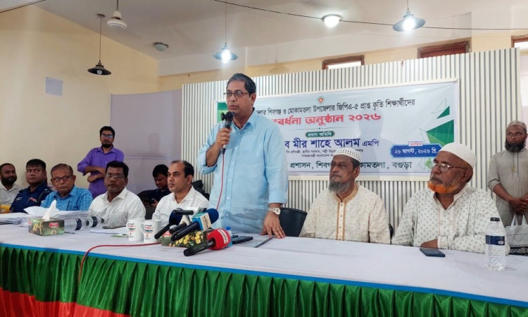 এক পা হারিয়েও গোল্ডেন জিপিএ-৫: অদম্য মাহফুজের সব দায়িত্ব নিলেন প্রতিমন্ত্রী