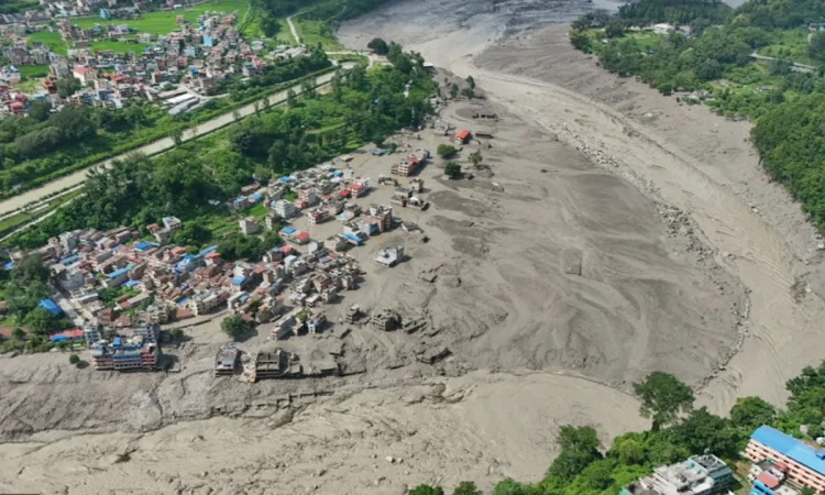 দুর্যোগ না কাটতেই নেপালে ফের ভয়াবহ বন্যার চরম সতর্কবার্তা