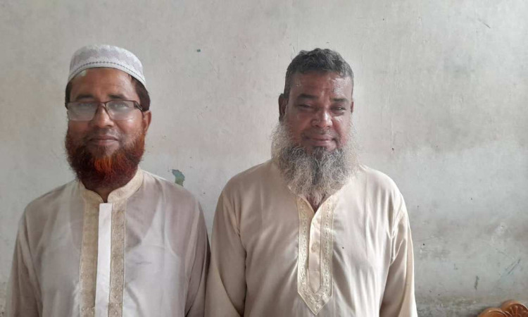 শিবগঞ্জ পুস্তক প্রকাশক সমিতির সভাপতি জুয়েলুর, সম্পাদক আব্দুর রহিম