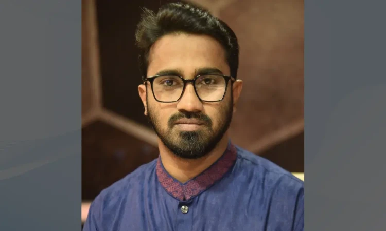 ৭ বছর পর রাশেদ খাঁনকে ডাকসুর জিএস ঘোষণা