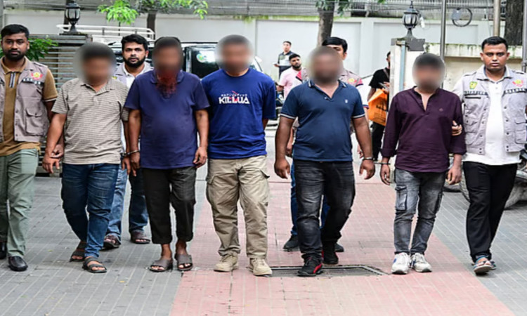 বনানীতে ডাকাতির প্রস্তুতির সময় র‍্যাব সদস্যসহ ৫ জন গ্রেপ্তার