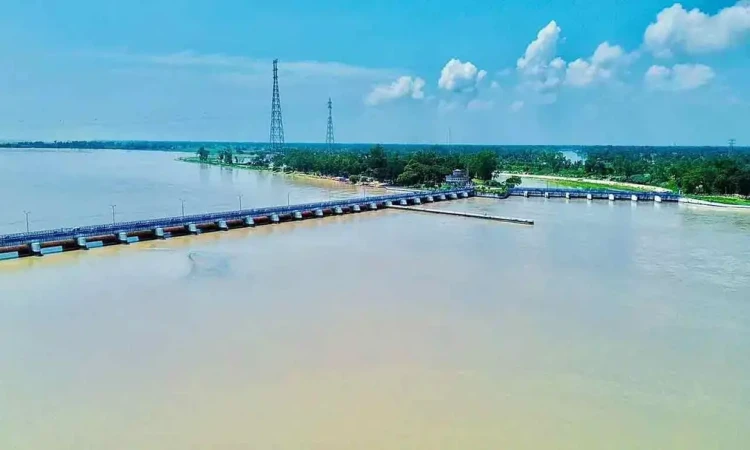 উজানে ভারী বৃষ্টিতে বাড়তে পারে উত্তরাঞ্চলের নদীর পানি