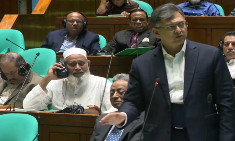 জ্বালানি ও গ্যাস সংকট বিগত সরকারের ভুল নীতি ও দুর্নীতির ফসল: সংসদে স্বরাষ্ট্রমন্ত্রী