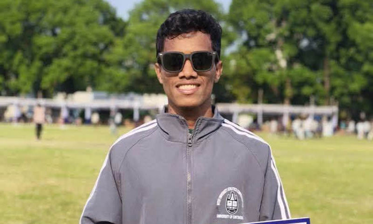 চবিতে ব্যানার টাঙাতে গিয়ে বিদ্যুৎস্পৃষ্টে শিক্ষার্থীর মৃত্যু